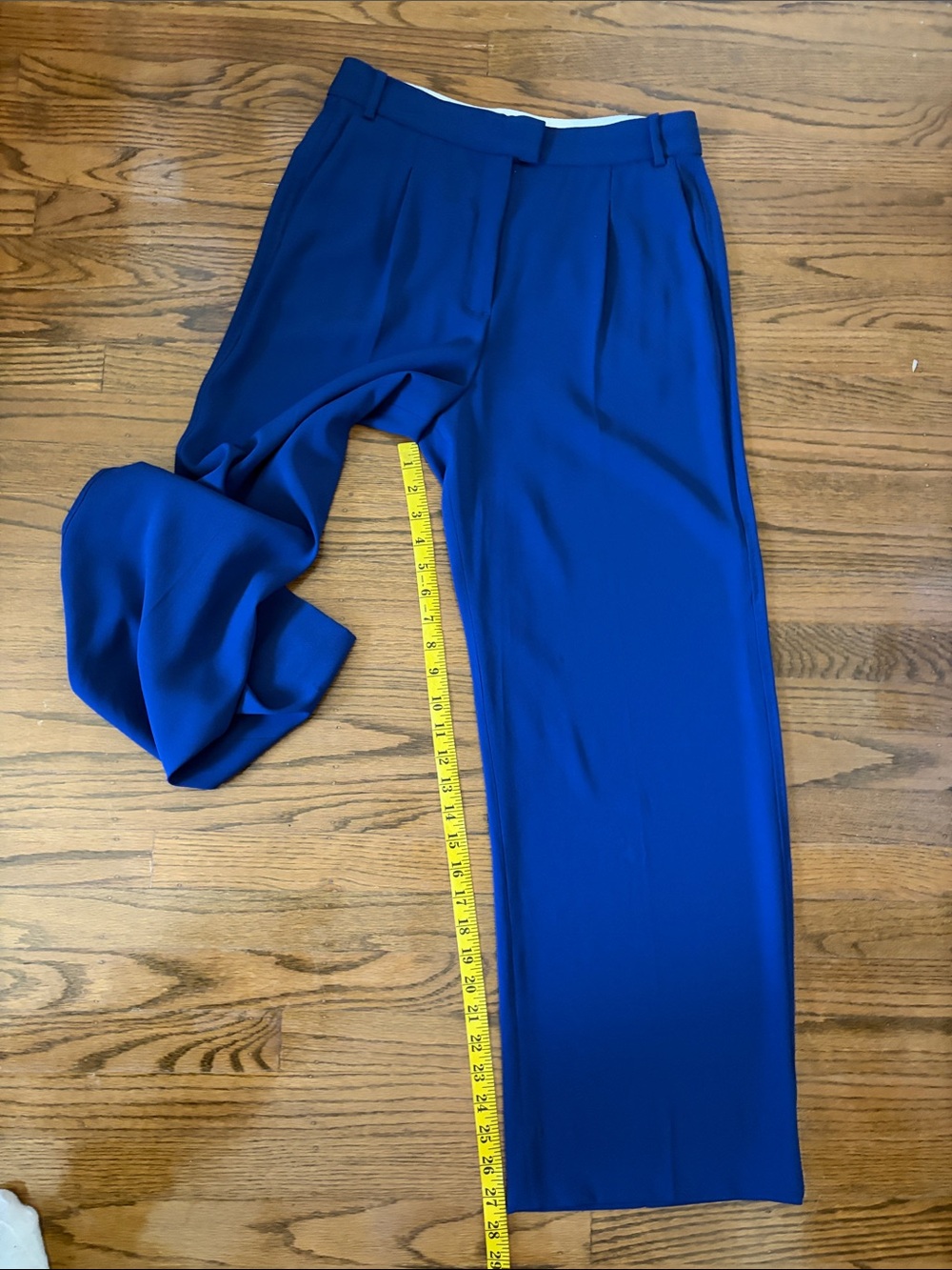 Aritzia Babaton Pleated Wide-Leg Pants in a vibrant royal Blue Size 10 - Picture 12 of 13